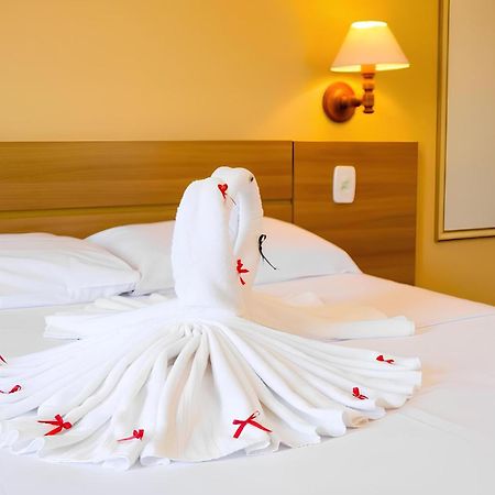 Hotel Ponta Das Toninhas Убатуба Екстериор снимка