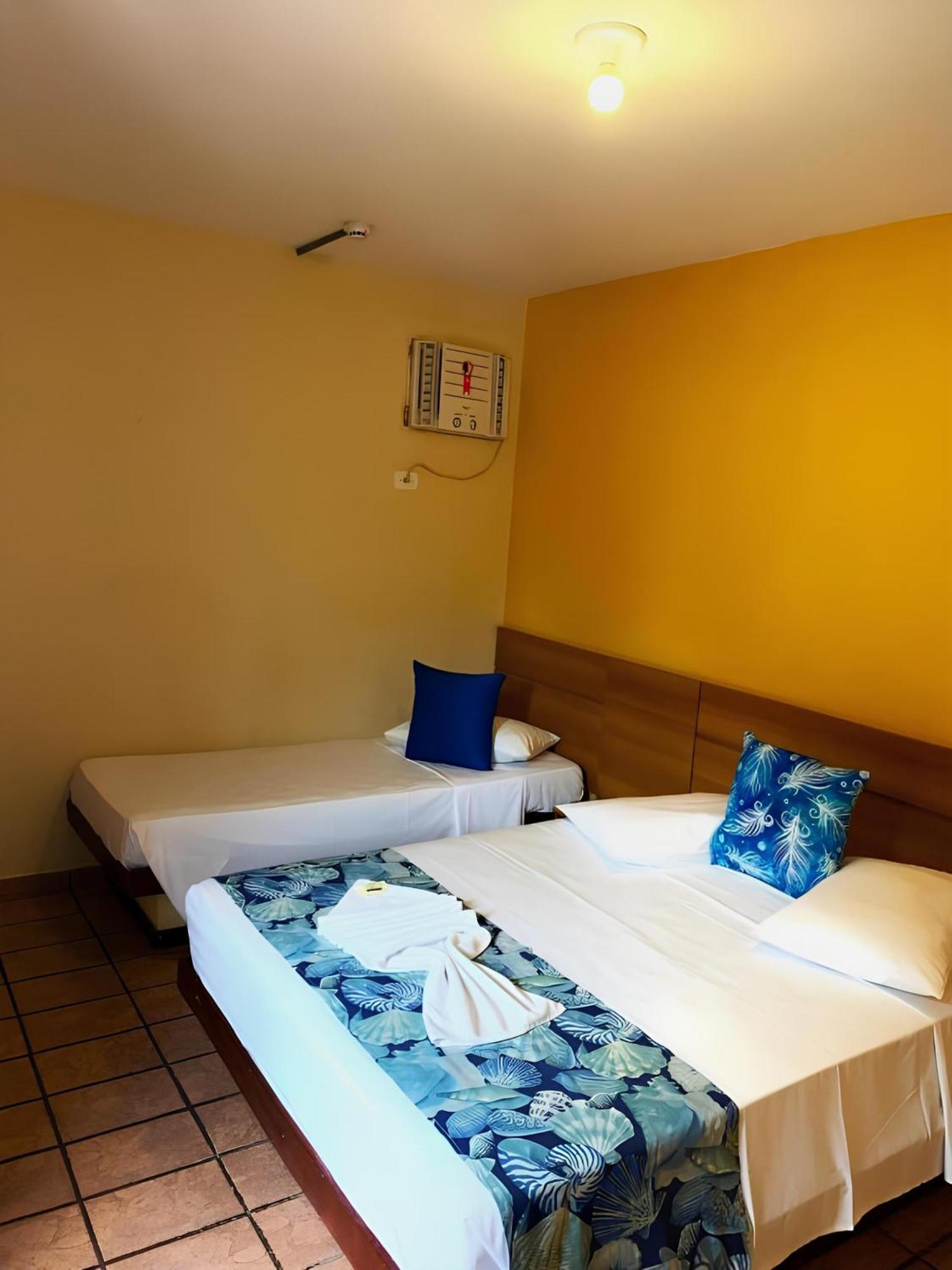Hotel Ponta Das Toninhas Убатуба Екстериор снимка
