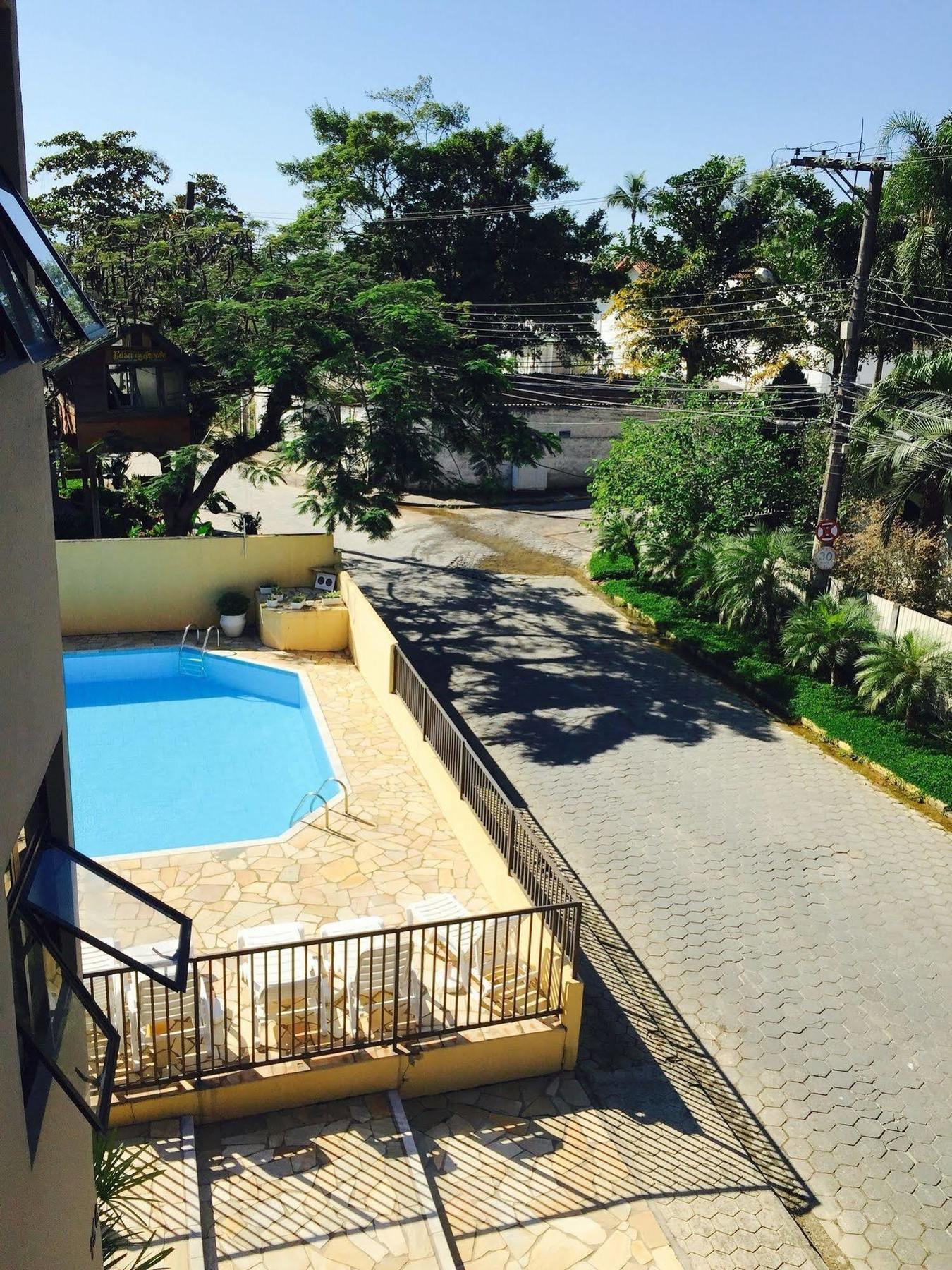 Hotel Ponta Das Toninhas Убатуба Екстериор снимка